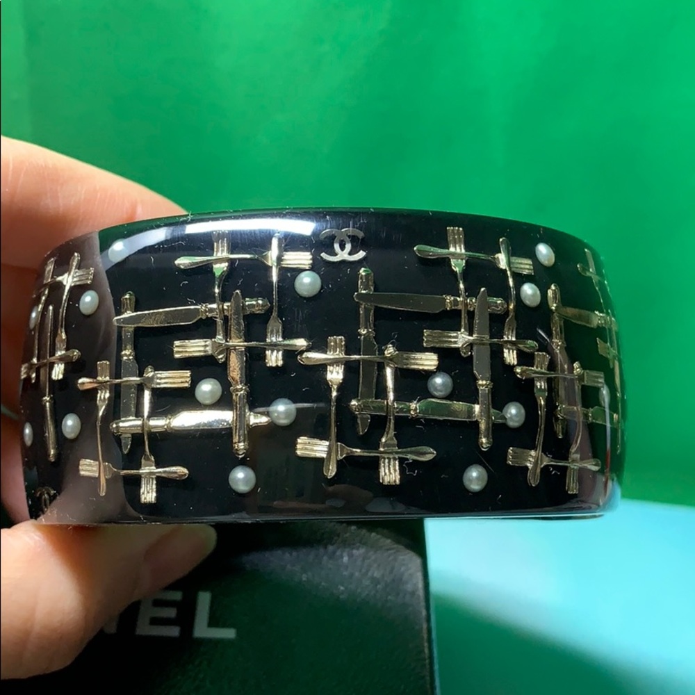 CHANEL bracelet limited